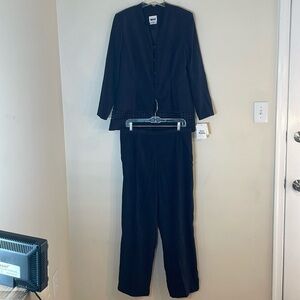 NWT. Leslie Fay 14 Petite Faux Suede Cage Hem Jacket & Pull On Pants Suit.